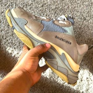 Balenciaga, triple S gray size 11